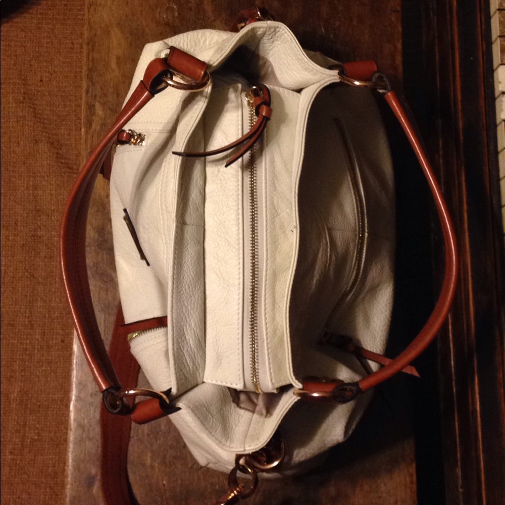 Cynthia Rowley White and Camel Leather Handbag - Picture 6 of 7